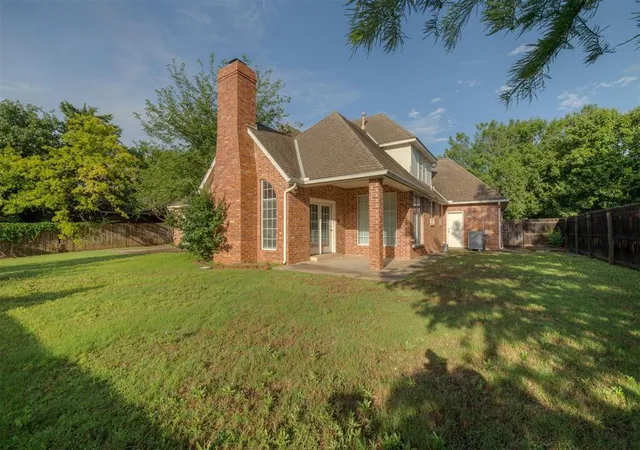 38th image of 2824 N Ashecroft Dr, Edmond, OK 73034 | MLS# 1202492