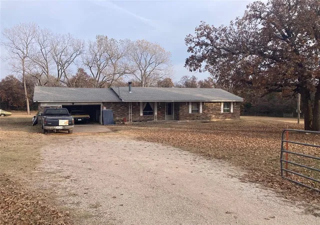 Homes for sale in Mc Loud, OK | 2 Wynema Rd, Mc Loud, OK 74851 | MLS# 1202520