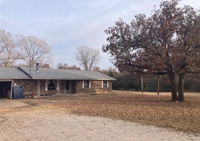 Homes for sale in Mc Loud, OK | 2 Wynema Rd, Mc Loud, OK 74851 | MLS# 1202520