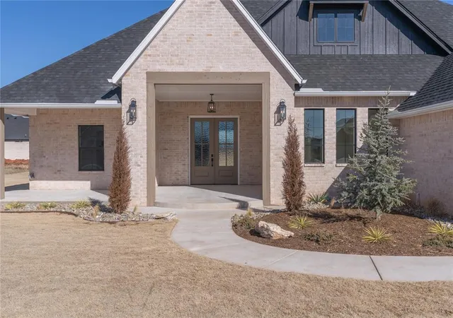 3rd image of 4609 Se 37Th St, Moore, OK 73165 | MLS# 1202569