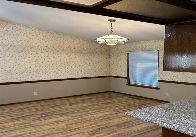 Photo 4 of Single family home for sale at 1404 Peach Tree Ln, Norman, OK 73071 | MLS# 1202691 | Listing updated on 2026-02-10