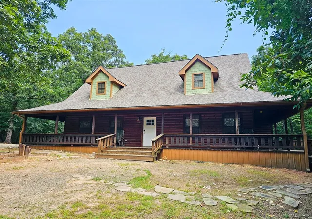 Homes for sale in Broken Bow, OK | 302 Orca Rd, Broken Bow, OK 74728 | MLS# 1202714
