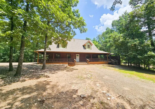 Homes for sale in Broken Bow, OK | 302 Orca Rd, Broken Bow, OK 74728 | MLS# 1202714