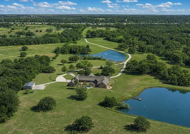 Homes for sale in Wynnewood, OK | 27280 N County Road 3250, Wynnewood, OK 73098 | MLS# 1202748