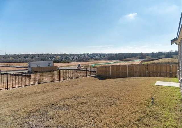 4th image of 1808 Spanish Cedar Ln, Edmond, OK 73034 | MLS# 1202808