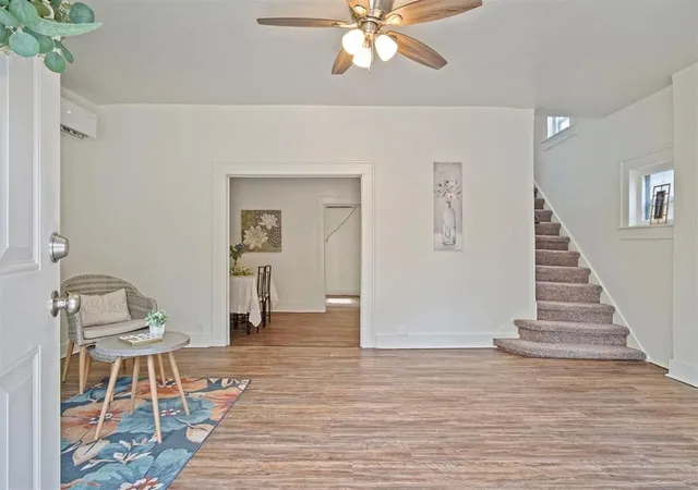 3rd image of 611 N Broad St, Guthrie, OK 73044 | MLS# 1202856