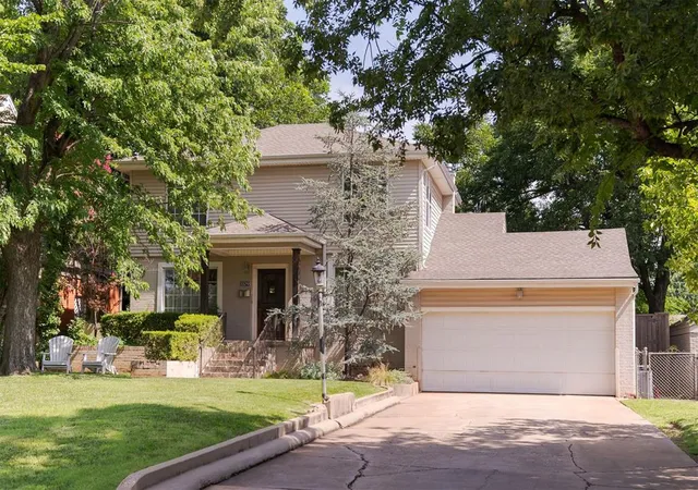 Photo 2 of Single Family Residence at 1109 Tedford Way, Nichols Hills, OK 73116 | MLS# 1202875 | | Sold on 2025-11-25