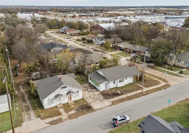 Homes for sale in Oklahoma City, OK | 1701 E Park Pl, Oklahoma City, OK 73117 | MLS# 1203920