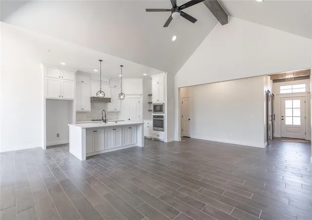 Photo 5 of Single Family Residence at 9216 SW 42nd Street, Oklahoma City, OK 73179 | MLS# 1203986 |  | Sold on 2026-02-13