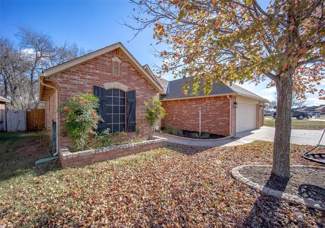 Photo 2 of Sale Pending at 4300 Mackenzie Dr, Moore, OK 73160 | MLS# 1204078 | Listing updated on 2025-12-30