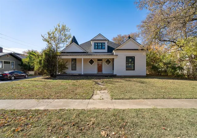 2nd image of 616 N Peters Ave, Norman, OK 73069 | MLS# 1204121