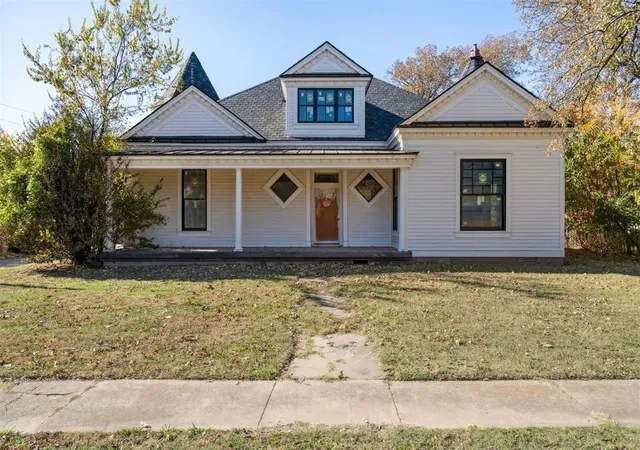 3rd image of 616 N Peters Ave, Norman, OK 73069 | MLS# 1204121