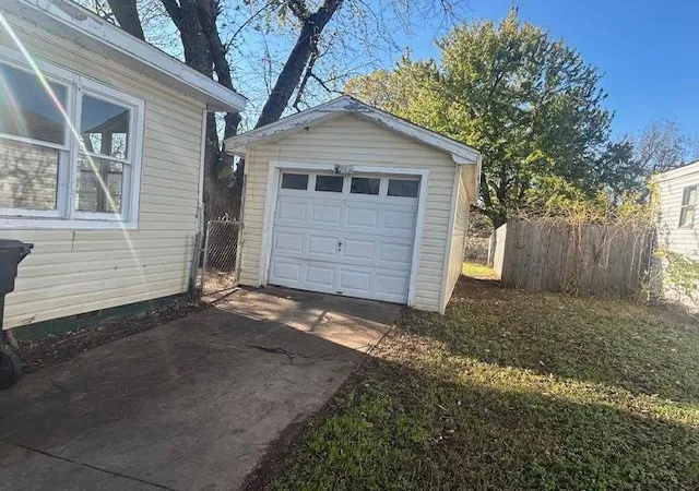 Homes for sale in Oklahoma City, OK | 4521 Melrose Ln, Oklahoma City, OK 73109 | MLS# 1204268