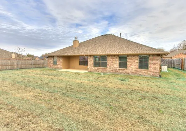 Photo 2 of Single Family Residence at 4536 Oasis Ct, Yukon, OK 73099 | MLS# 1204299 | | Sold on 2026-05-08