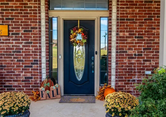 4th image of 1705 Twin Spires Trl, Guthrie, OK 73044 | MLS# 1204485