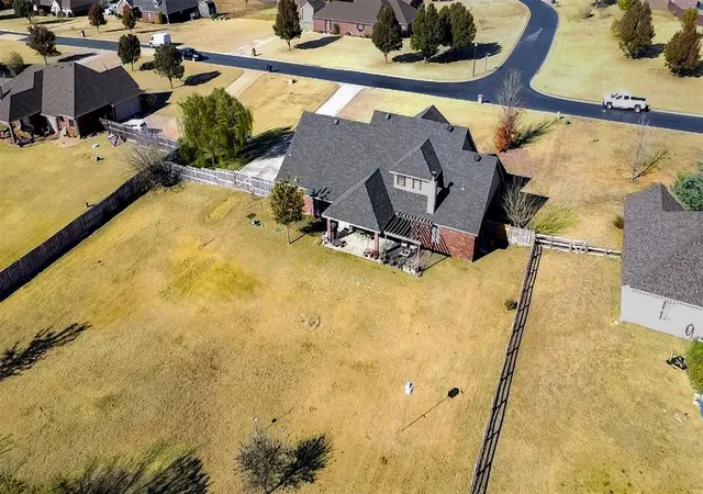 48th image of 1705 Twin Spires Trl, Guthrie, OK 73044 | MLS# 1204485
