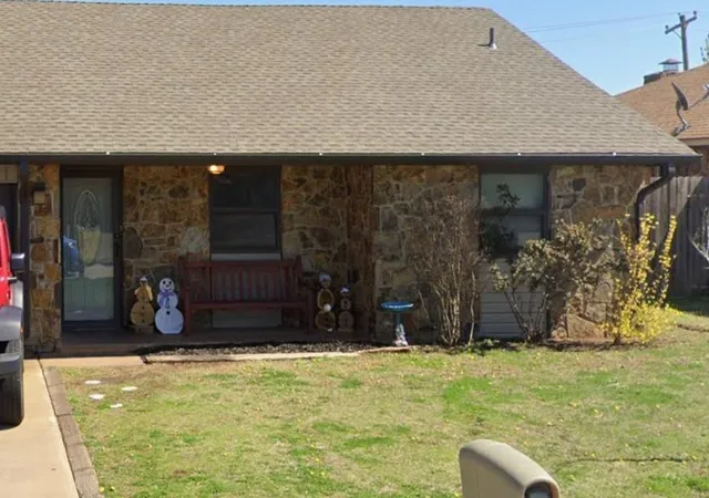 1st image of 204 S Morgan Dr, Moore, OK 73160 | MLS# 1204487