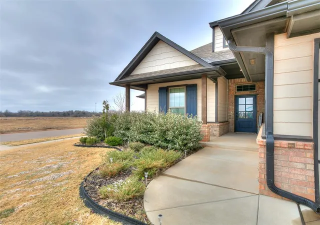 2nd image of 3317 Open Prairie Trl, Yukon, OK 73099 | MLS# 1204629