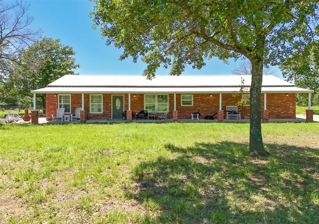 2nd image of 20302 Kings Rd, Shawnee, OK 74801 | MLS# 1204831