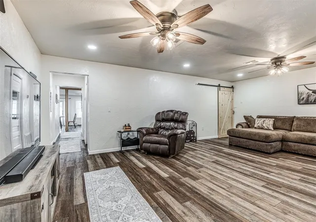 Photo 3 of Single family home for sale at 36506 Garretts Lake Rd, Shawnee, OK 74804 | MLS# 1204880 | Listing updated on 2026-09-22