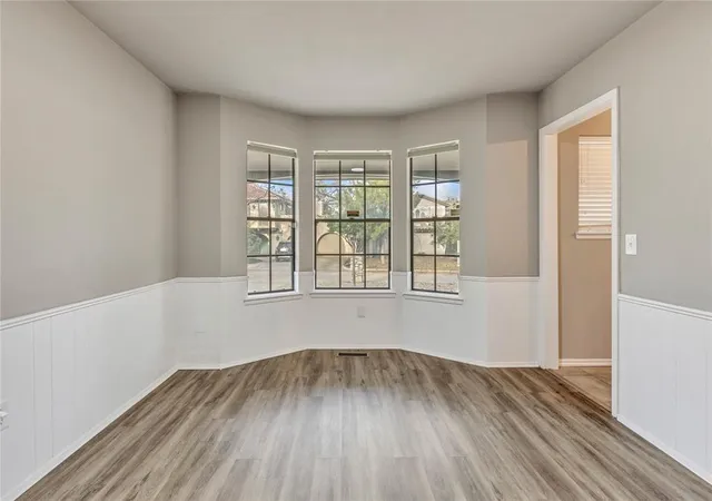 4th image of 6016 Harwich Manor St, Oklahoma City, OK 73132 | MLS# 1204896