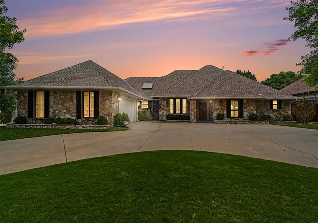 Homes for sale in Oklahoma City, OK | 3133 Birch Bark Ln, Oklahoma City, OK 73120 | MLS# 1205124