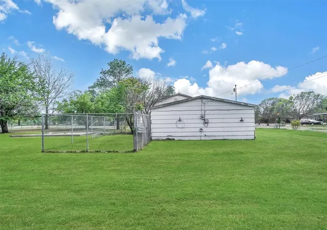 Homes for sale in Mangum, OK | 705 E Cleveland St, Mangum, OK 73554 | MLS# 1205125