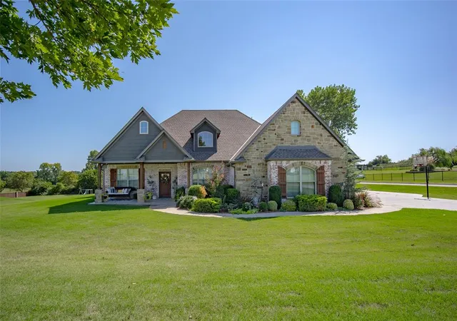 1st image of 1626 High Ridge Dr, Blanchard, OK 73010 | MLS# 1205141