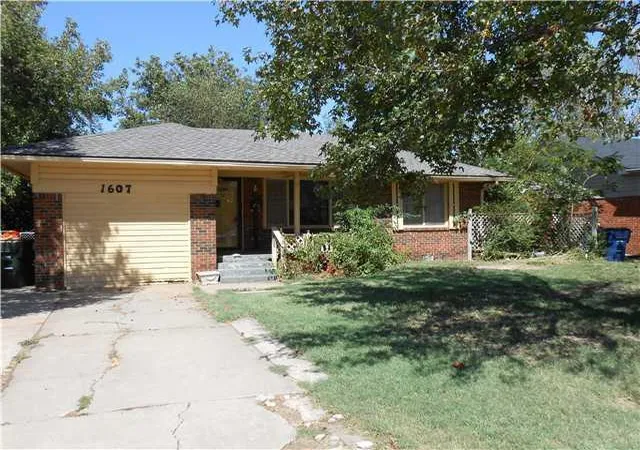 Homes for sale in Oklahoma City, OK | 1607 Oxford Way, Oklahoma City, OK 73120 | MLS# 1205189
