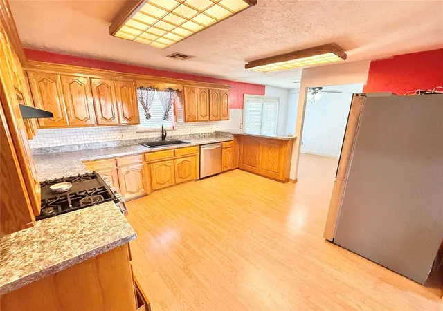 Photo 5 of Single Family Residence at 509 Cottage Grv St, Granite, OK 73547 | MLS# 1205343 | | Sold on 2026-01-20
