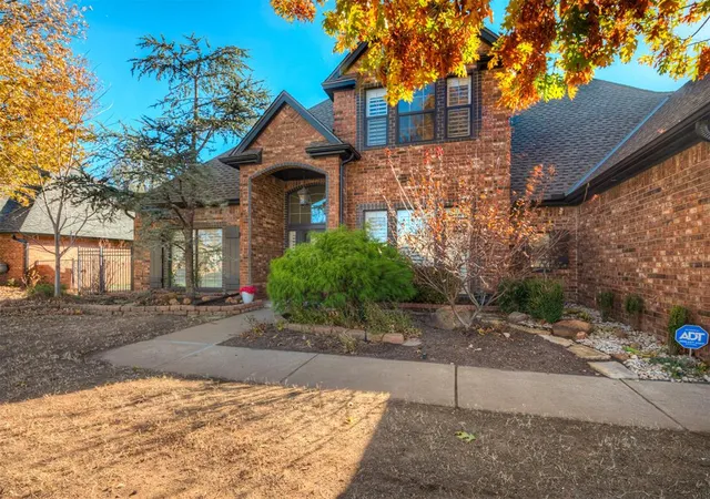 2nd image of 10040 Millspaugh Way, Yukon, OK 73099 | MLS# 1205642