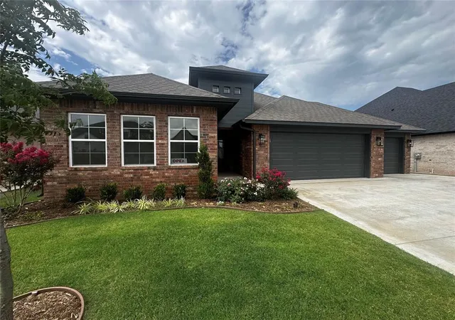Homes for sale in Oklahoma City, OK | 6509 Nw 145th St, Oklahoma City, OK 73142 | MLS# 1205741