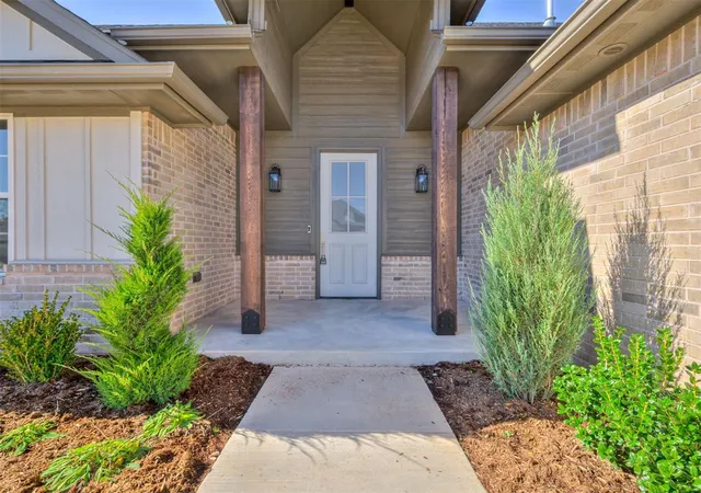 Photo 4 of Single family home for sale at 14713 Palmerston Dr, Oklahoma City, OK 73142 | MLS# 1205746 | Listing updated on 2026-09-20
