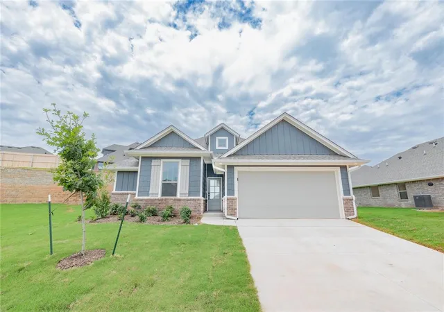 Homes for sale in Edmond, OK | 8233 Hazelwood Way, Edmond, OK 73034 | MLS# 1205820
