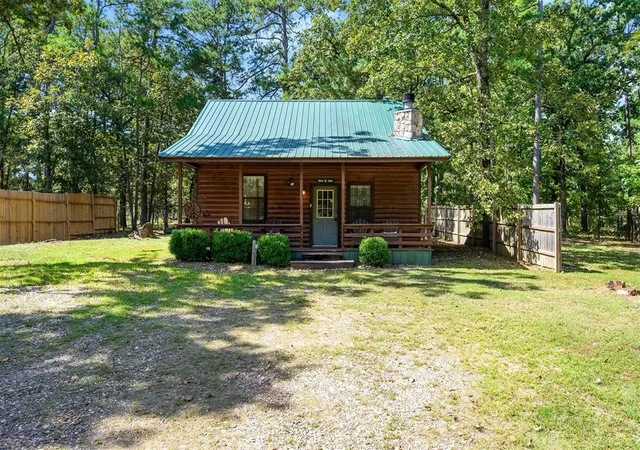 3rd image of 183 Pine Meadow Ln, Broken Bow, OK 74728 | MLS# 1205856