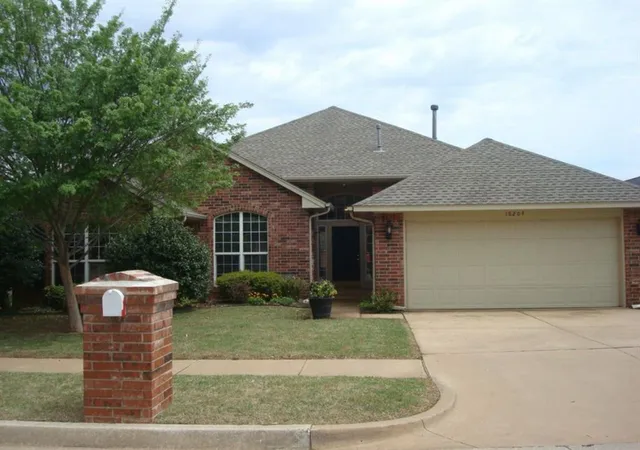 1st image of 18204 Willow Oak Ln, Edmond, OK 73012 | MLS# 1205978