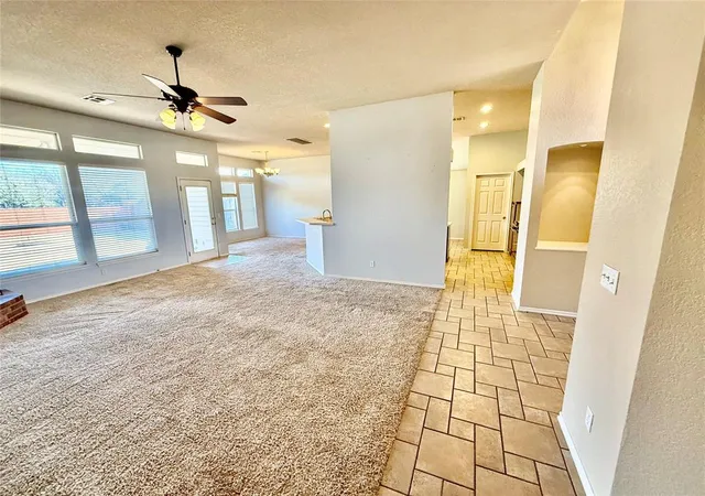4th image of 18204 Willow Oak Ln, Edmond, OK 73012 | MLS# 1205978