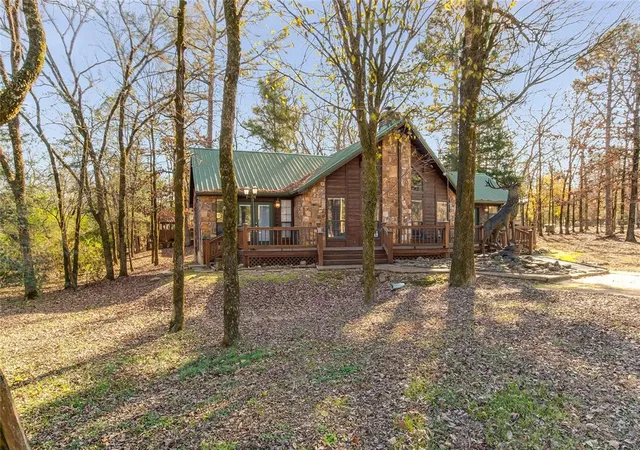 Photo 2 of Single family home for sale at 22 Woodland Cir, Broken Bow, OK 74728 | MLS# 1206111 | Listing updated on 2026-04-15