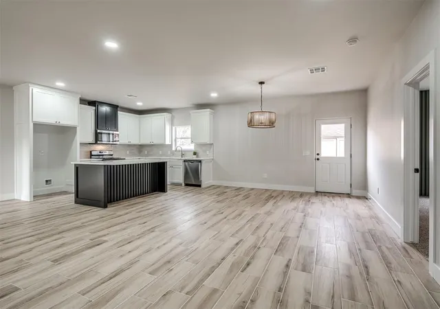Photo 5 of Single family home for sale at 629 NW 116 Street, Oklahoma City, OK 73114 | MLS# 1206142 | Listing updated on 2026-09-01