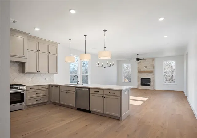5th image of 305 Carat Dr, Yukon, OK 73099 | MLS# 1206224