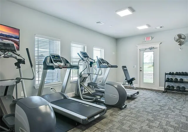 34th image of 305 Carat Dr, Yukon, OK 73099 | MLS# 1206224