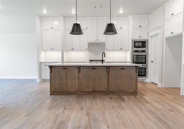 Photo 3 of Sale Pending at 2232 NW 171st Street, Edmond, OK 73012 | MLS# 1206237 | Listing updated on 2026-07-13