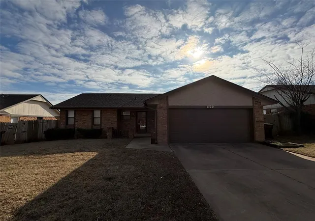 2nd image of 1720 Se 7th St, Moore, OK 73160 | MLS# 1206265