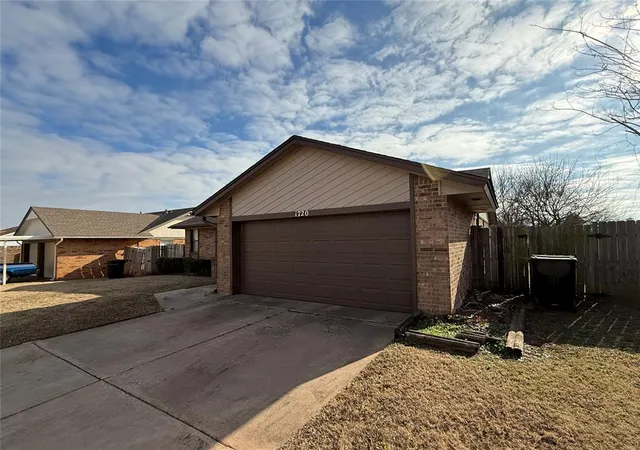 3rd image of 1720 Se 7Th St, Moore, OK 73160 | MLS# 1206265