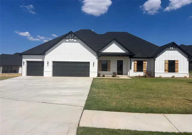 Photo 1 of Single family home for sale at 1050 Colonial Ave, Tuttle, OK 73089 | MLS# 1206280 | Listing updated on 2026-09-24