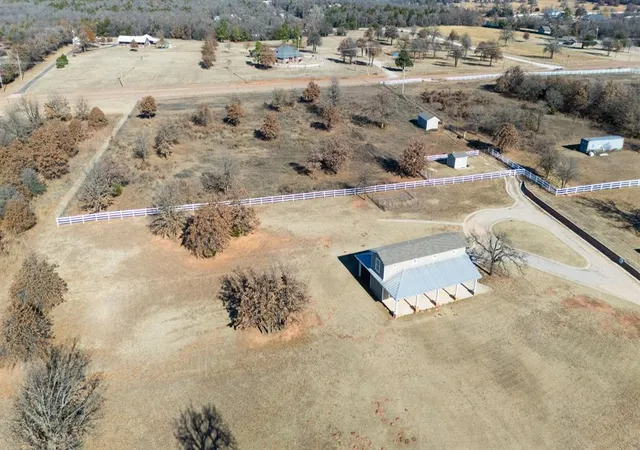 4th image of 9438 Creek Vw, Guthrie, OK 73044 | MLS# 1206294