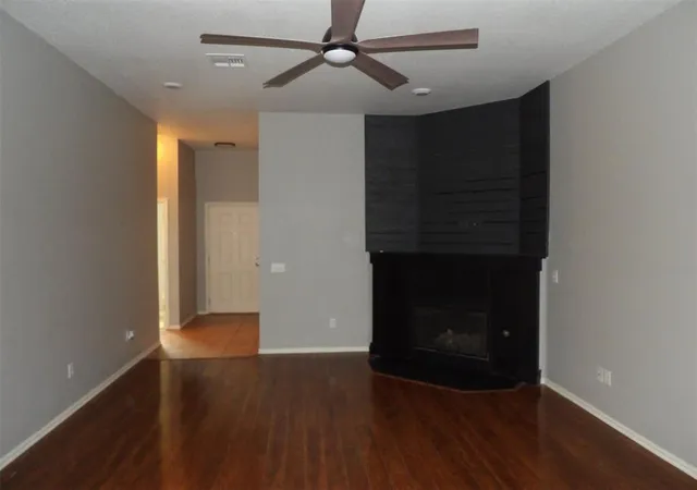 Photo 3 of Single family home for sale at 4405 Apple Blossom Cir, Moore, OK 73160 | MLS# 1206631 | Listing updated on 2026-08-03
