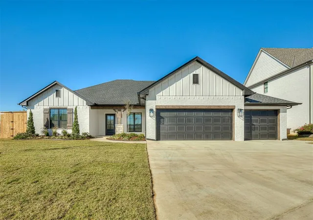 1st image of 3608 Vintage Creek Dr, Norman, OK 73069 | MLS# 1206667