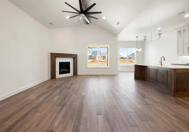 Photo 3 of Single Family Residence at 14608 Giverny Ln, Yukon, OK 73099 | MLS# 1206687 | | Sold on 2026-02-26