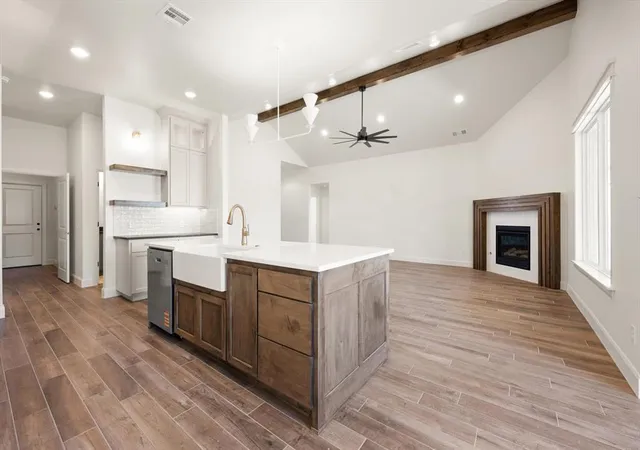 Photo 4 of Single Family Residence at 14608 Giverny Ln, Yukon, OK 73099 | MLS# 1206687 | | Sold on 2026-02-26